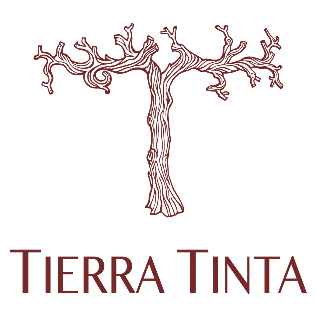 Bespoke Testimonial Viñedos Tierra Tinta Logo